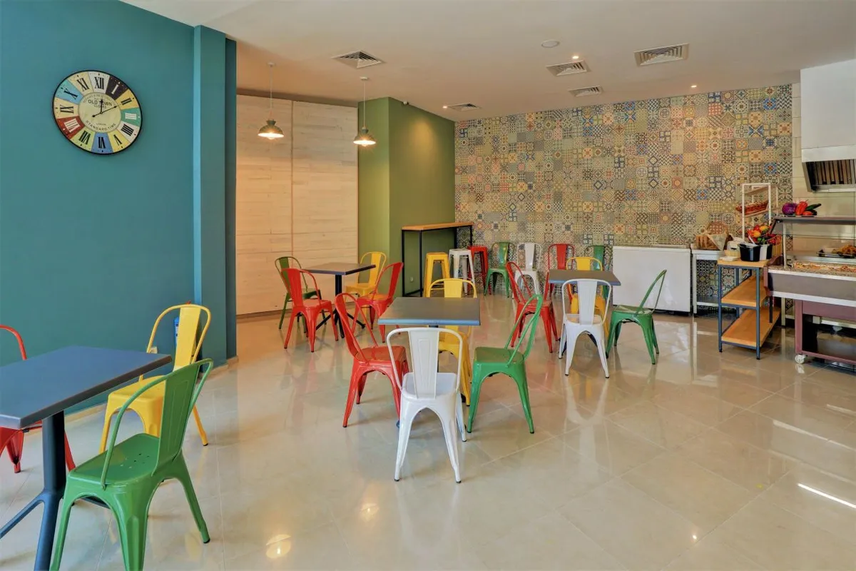 Snack Bar 1